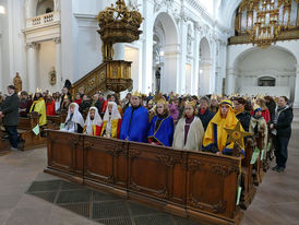 Diözesale Aussendung der Sternsinger im Hohen Dom zu Fulda (Foto:Karl-Franz Thiede)